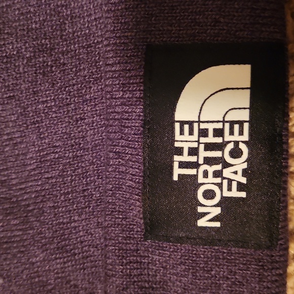 NWT The North Face Gray Beanie Stocking Hat - Picture 2 of 5